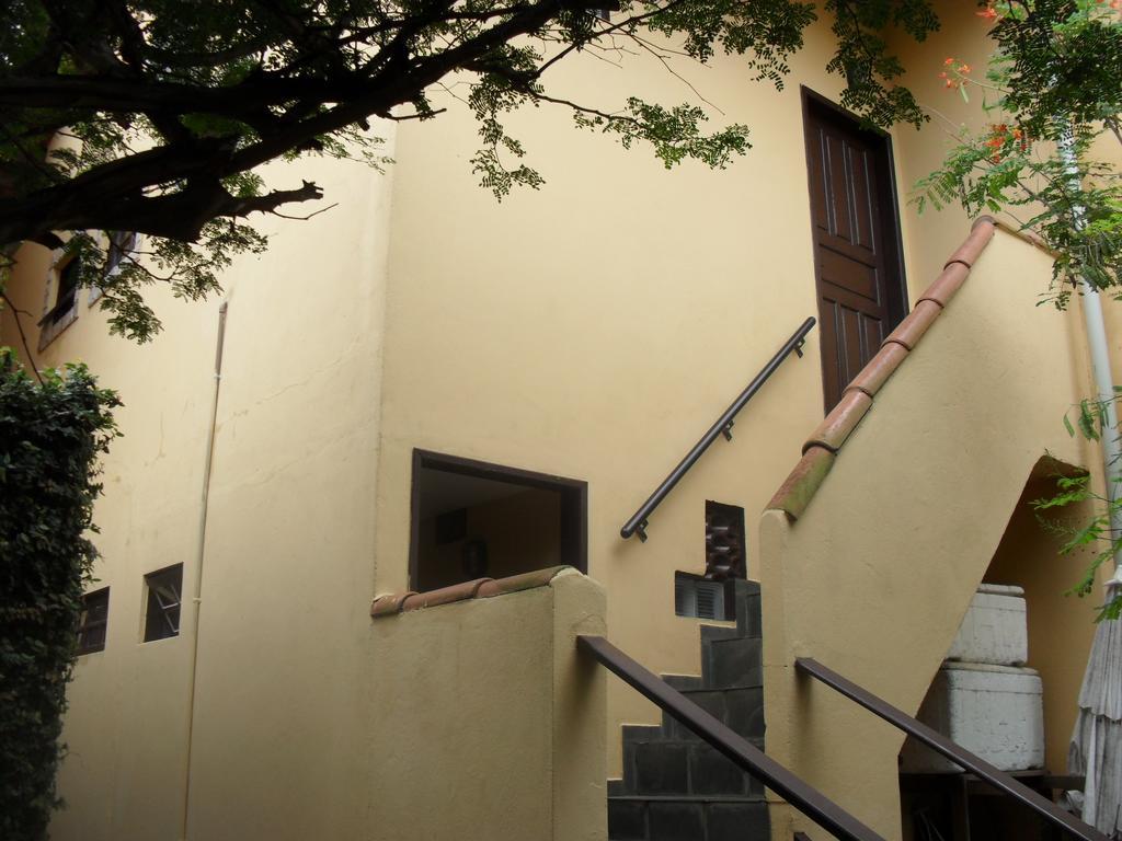 Estalagem Tatui Hotell Cabo Frio Exteriör bild